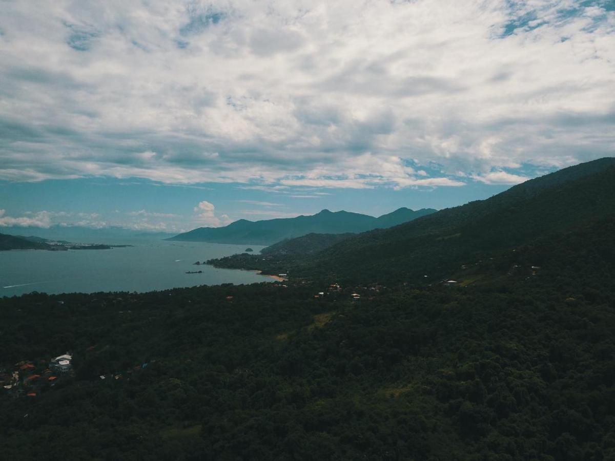 Bangalo Com Vista Para O Mar No Condominio Yacamim Ilhabela Praia Do Curral Eksteriør bilde